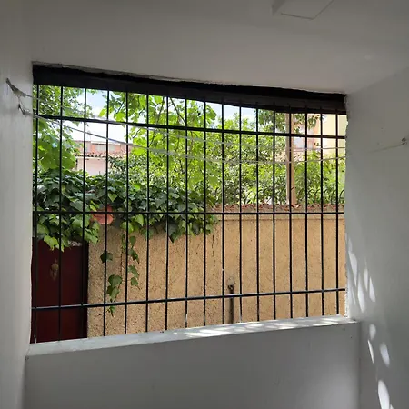 Flat In Center Of *